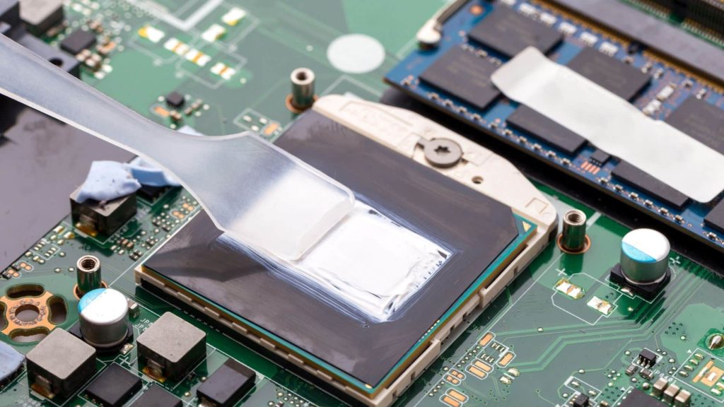 Does thermal paste come with a CPU? too much thermal paste